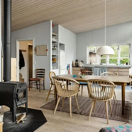 Architect-designed In Veddinge Hills